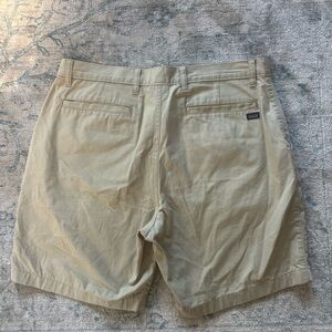 Patagonia Men's Tan khaki Shorts size 36 EUC